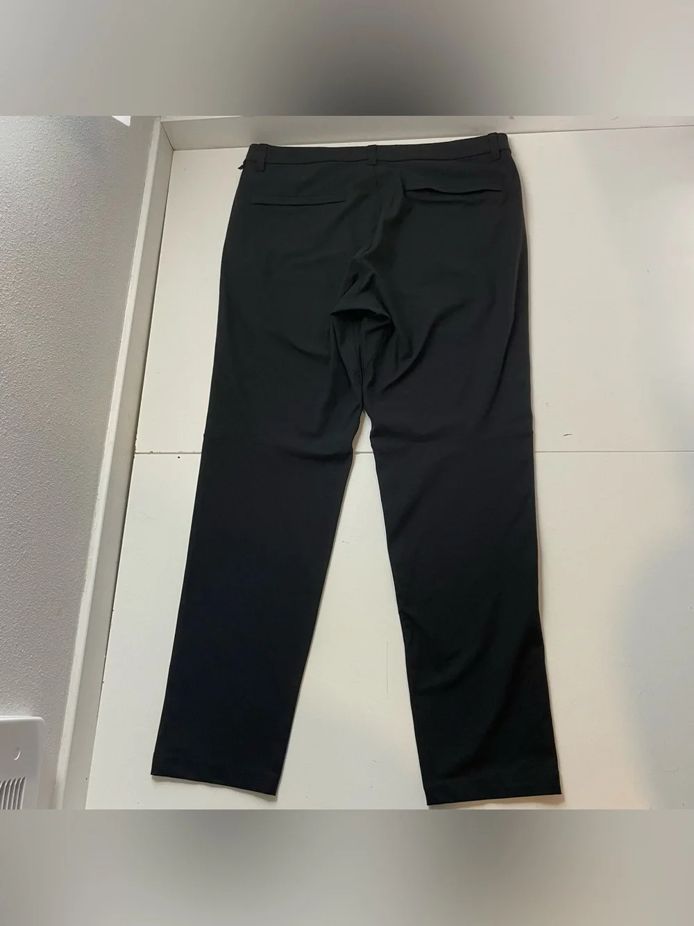 Lululemon Commission Classic-Fit Men’s Pant 30L size 35